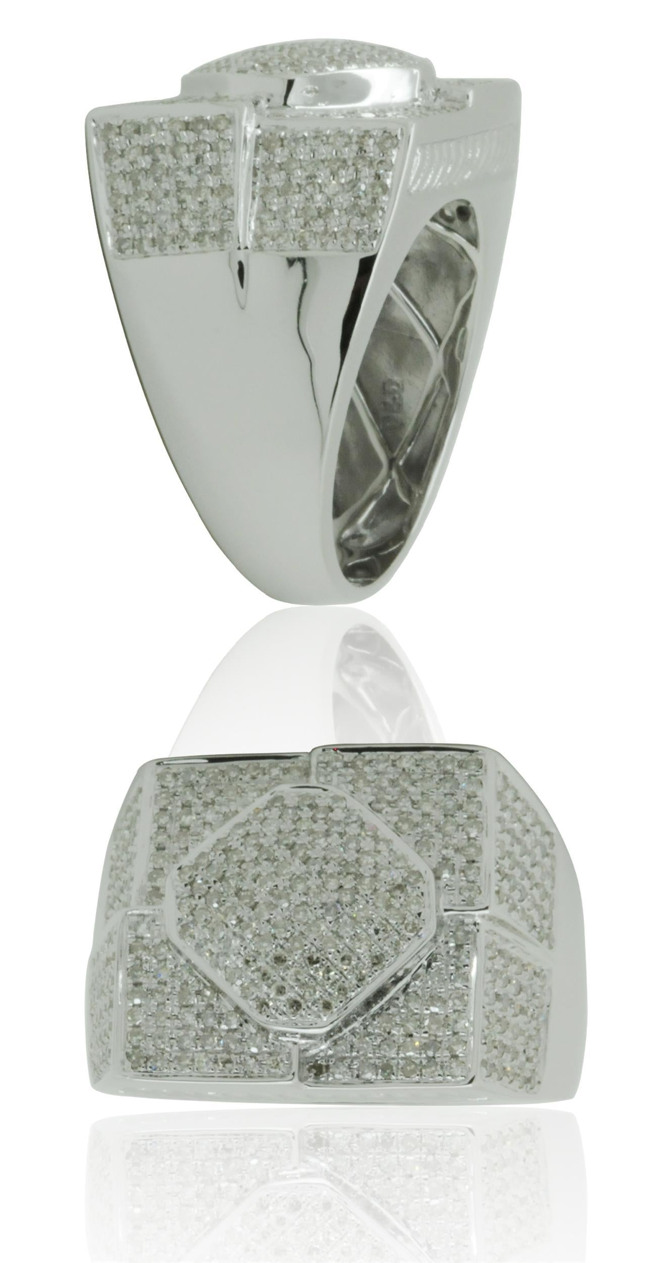 10474R Ring With Diamond