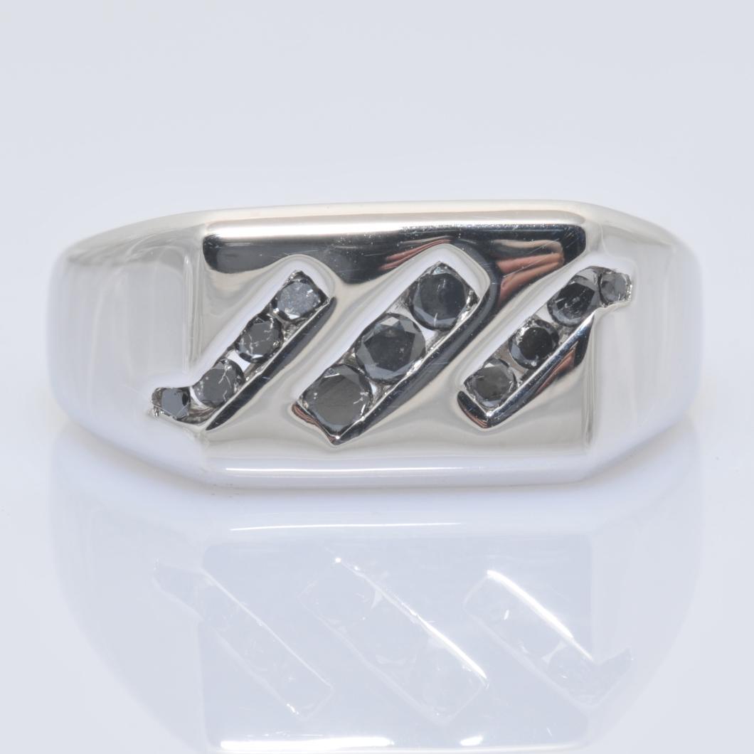 10894R Ring With Diamond