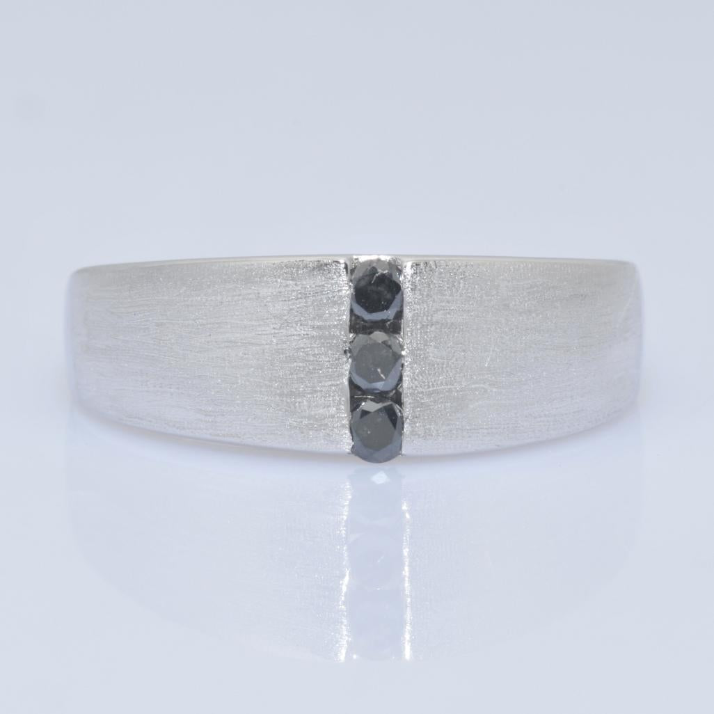 10895R Ring With Diamond