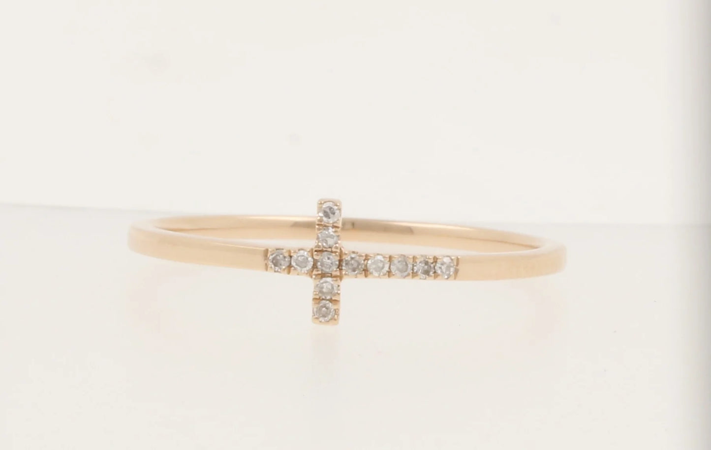 11513R Ring With Diamond