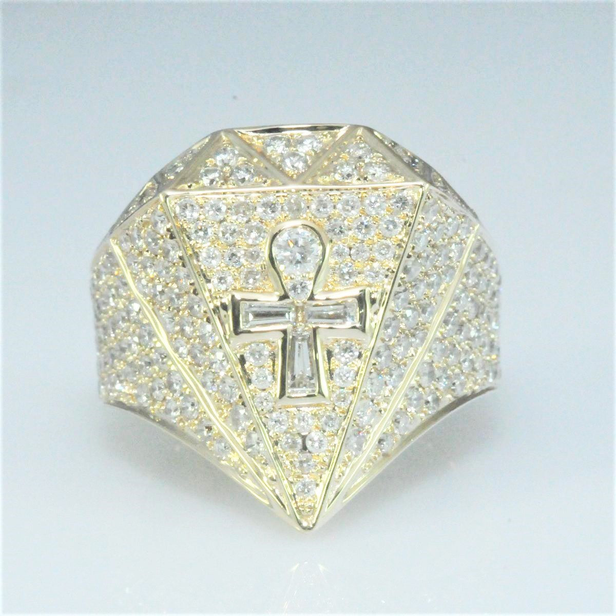 14424R Ring With Diamond