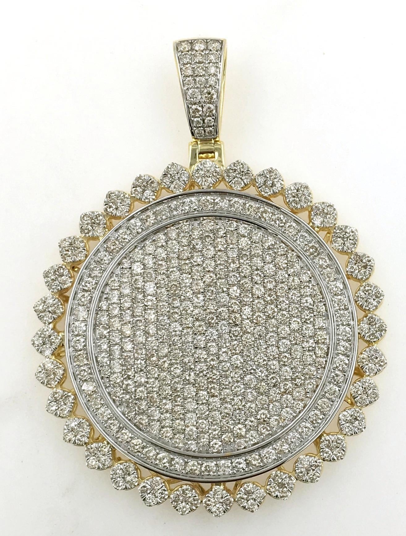 14621P-1.75 Pendant With Diamond