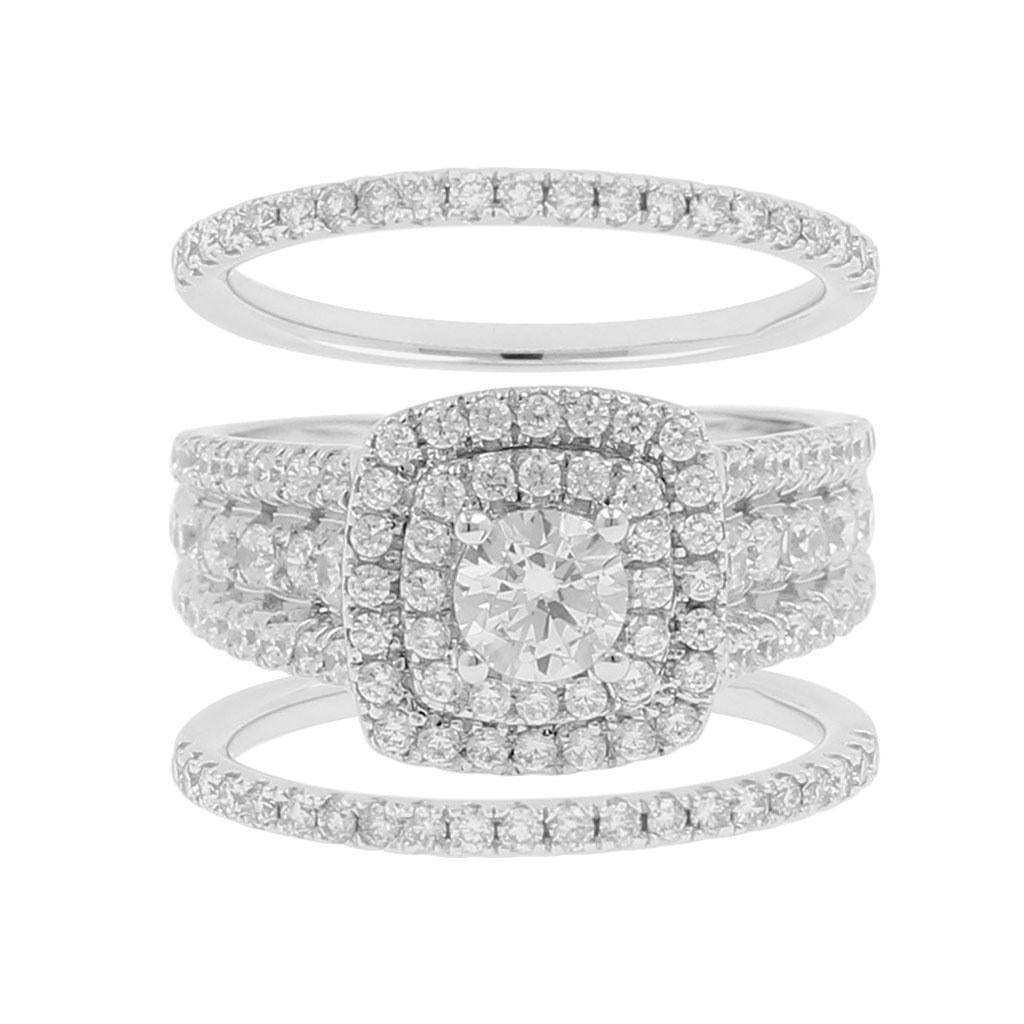 15025ER Ring With Diamonds