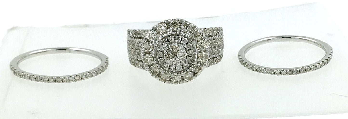 15027ER Ring With Diamond