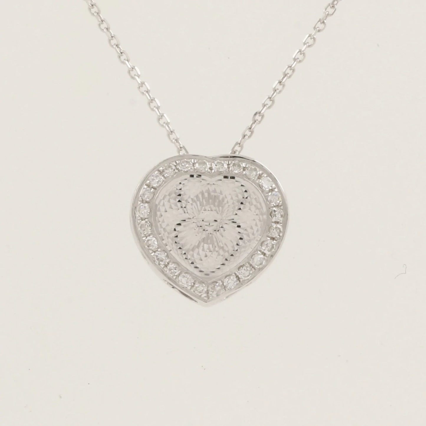15689P Pendant With Diamond