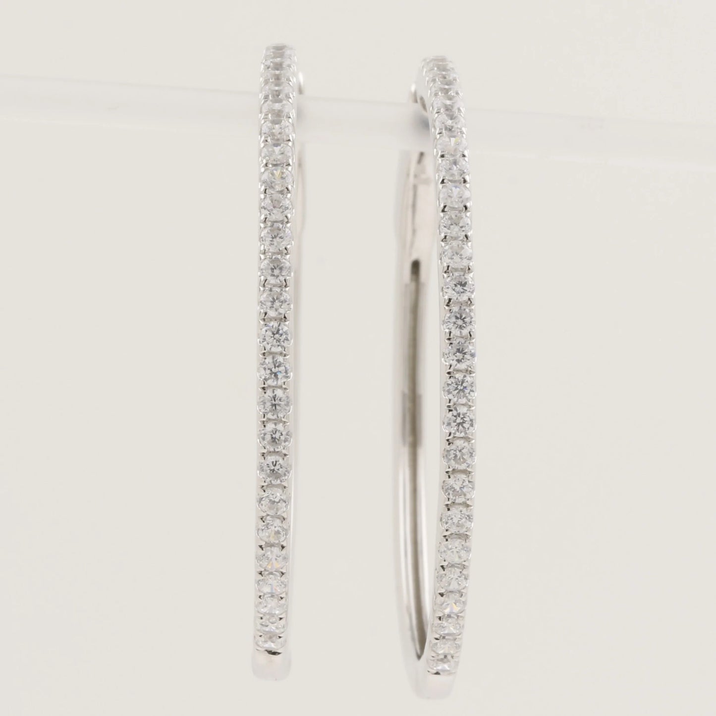 15711E-1CT Earring With Diamond
