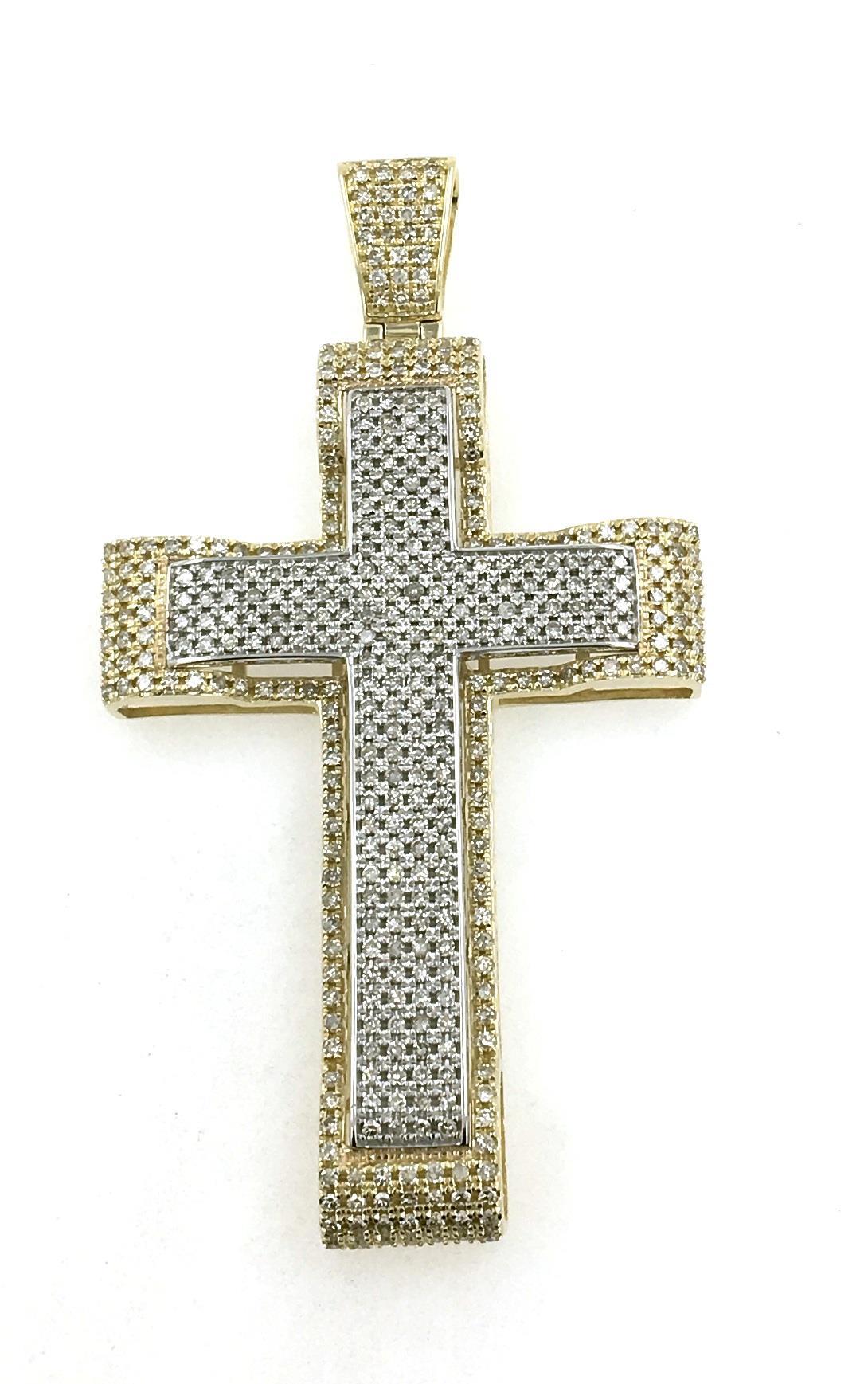 15751P Pendant With Diamond