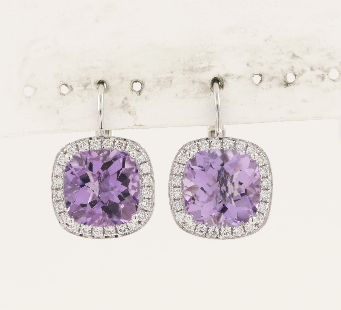 15877E Earring With Diamond & Gemstone