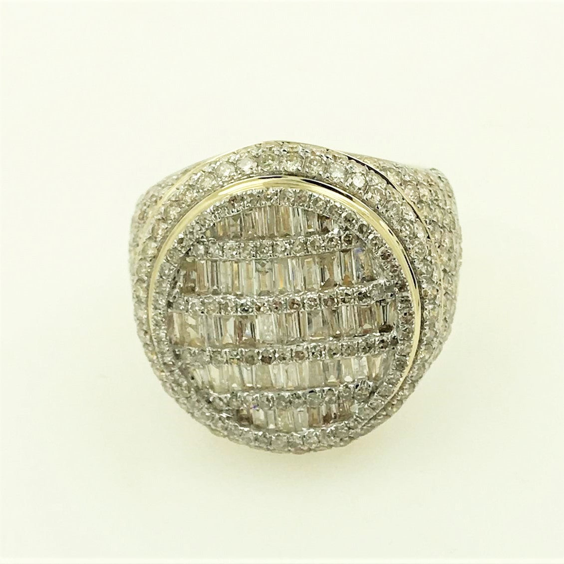 16015R Ring With Diamond