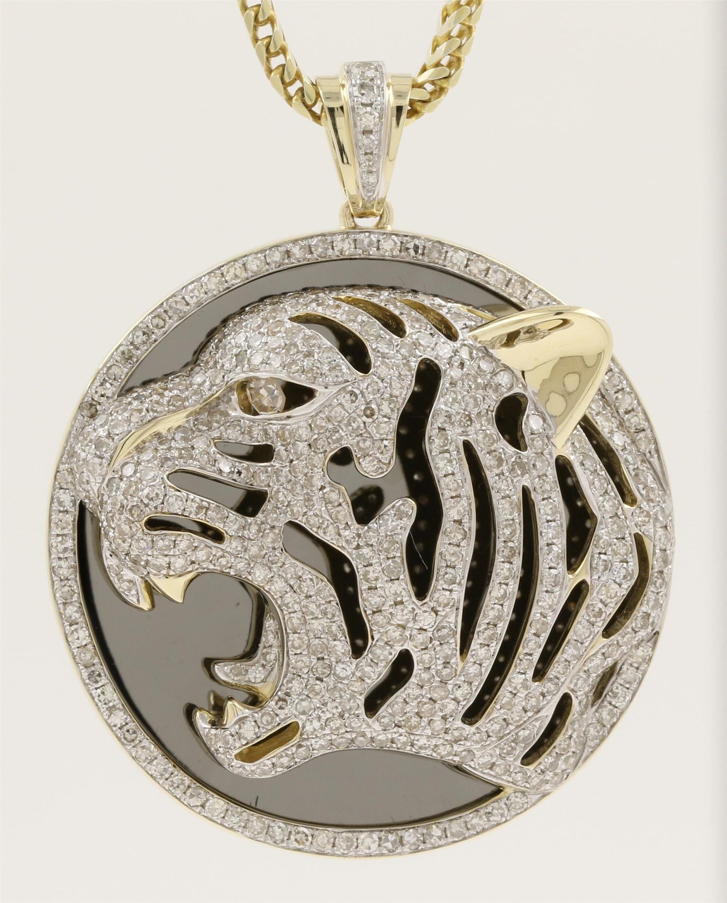 16044P Pendant With Diamond