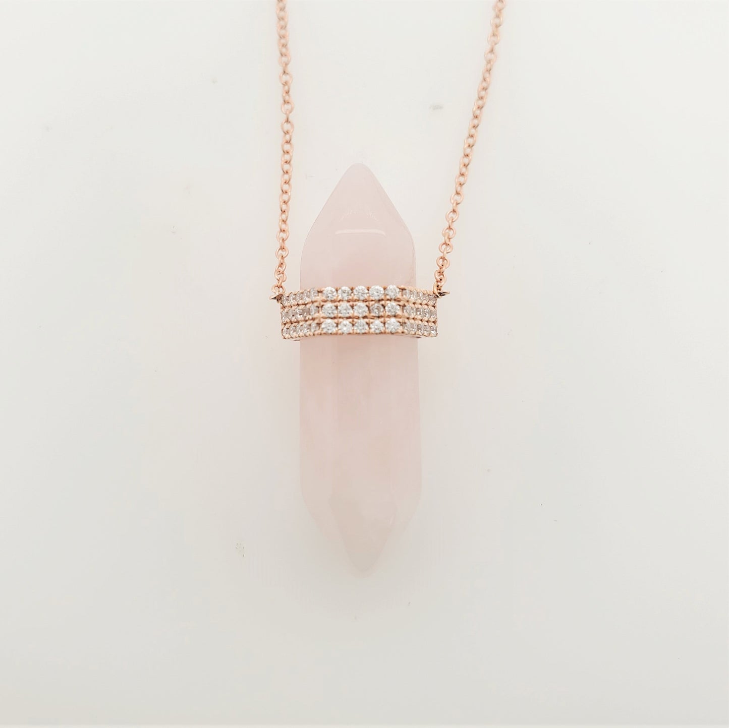 16614N Necklace With Diamond and Gemstone