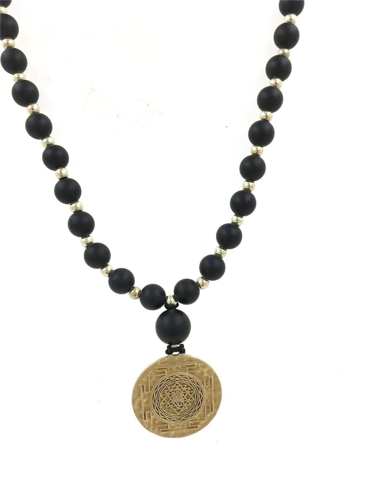 16748N Necklace With Gemstone