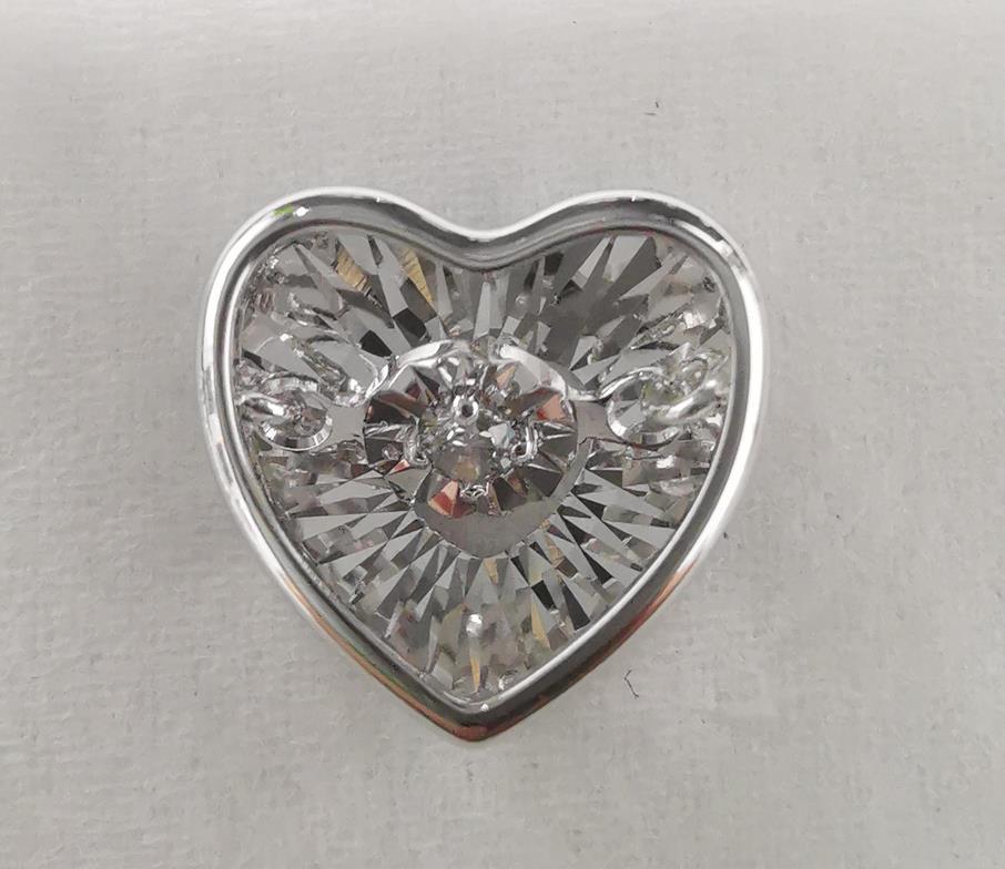 18469P Pendant With Diamond