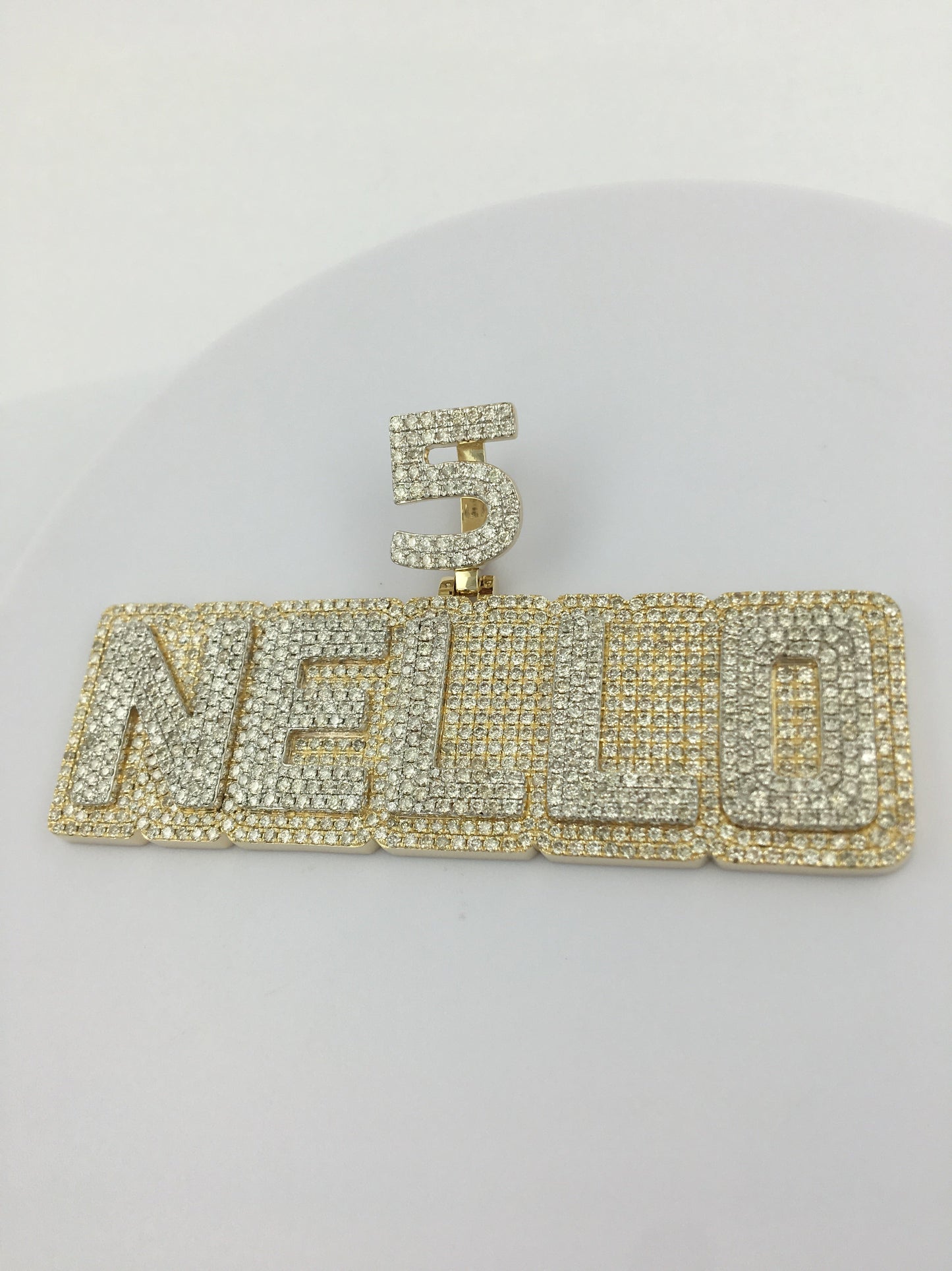 18556P Pendant With Diamond