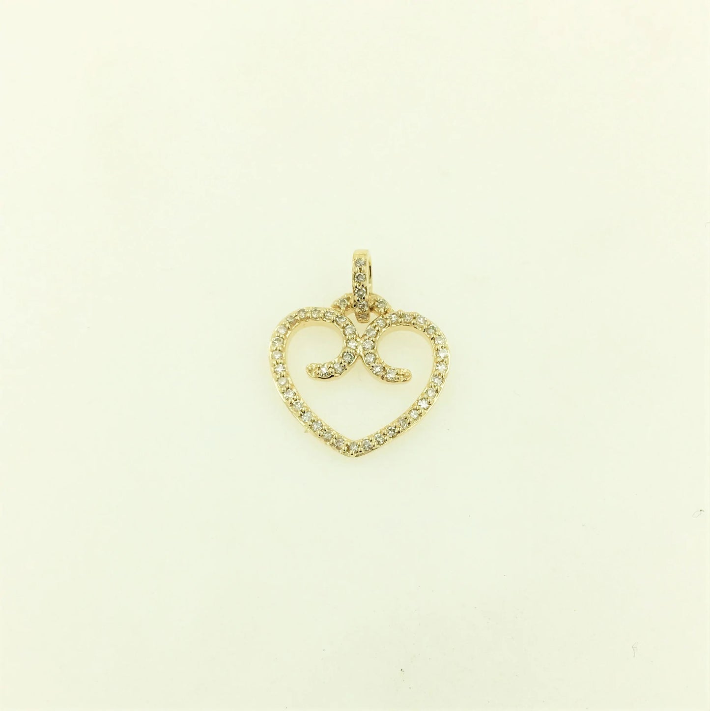 6899P Pendant With Diamond