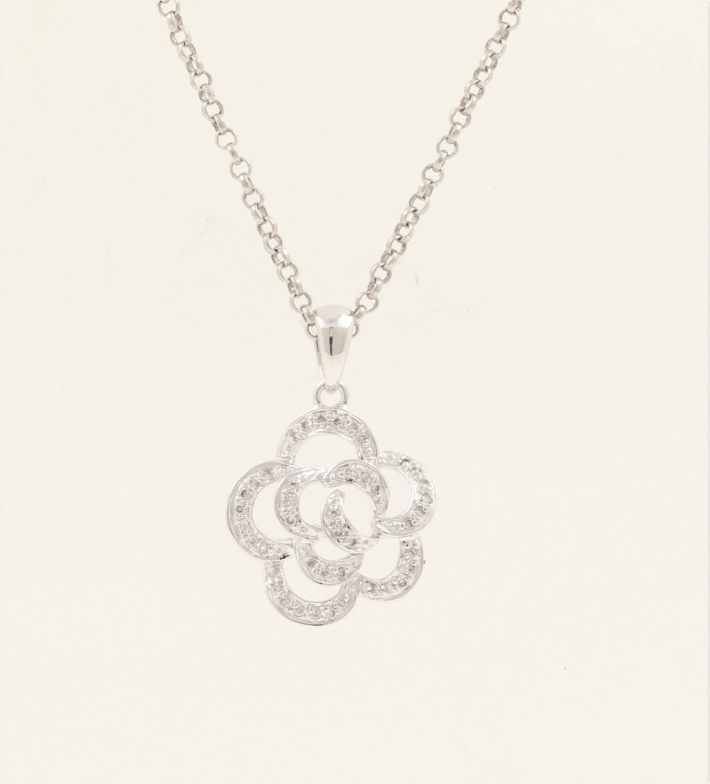 6906SP Pendant With Diamond