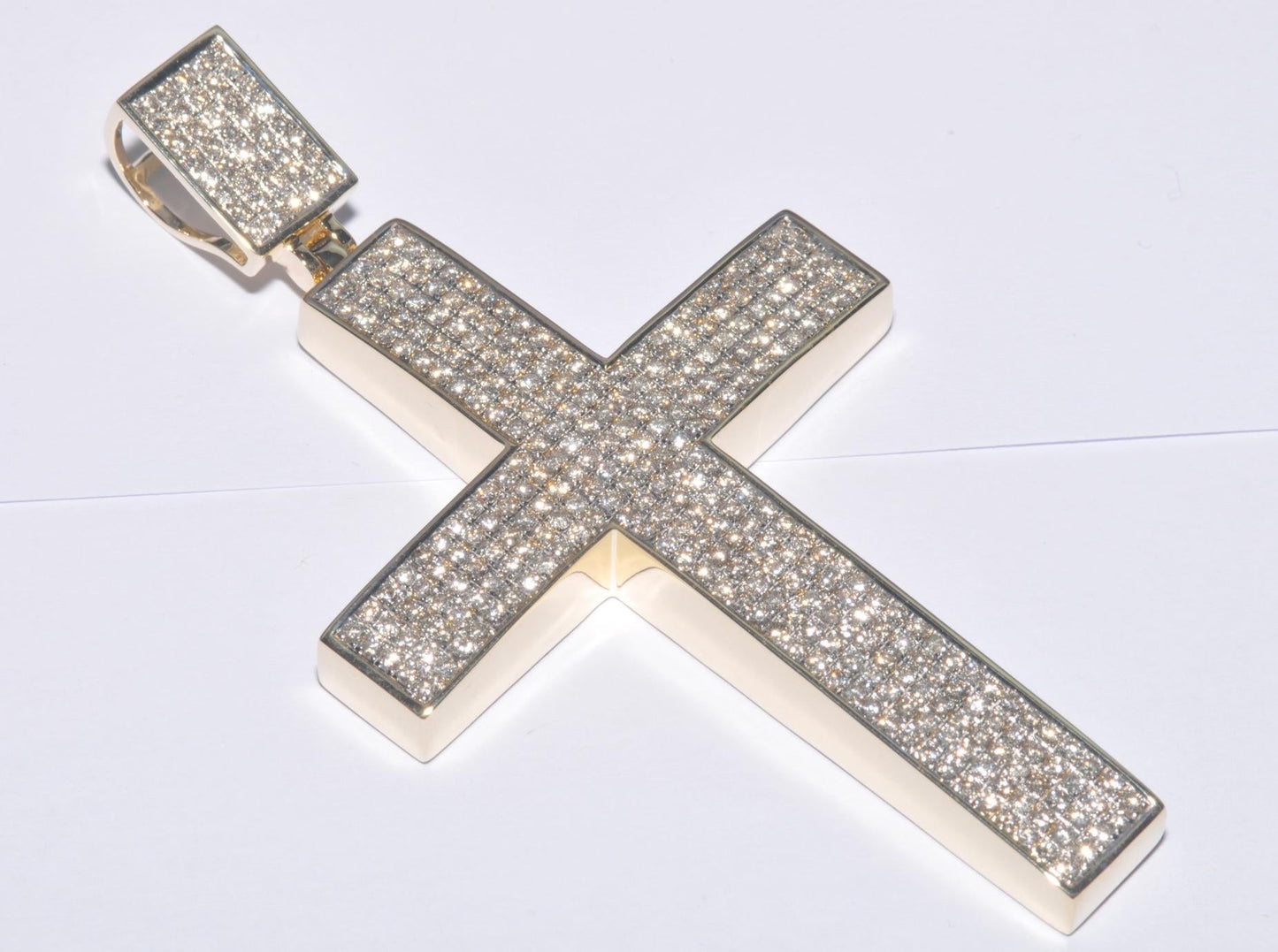 8605P Pendant With Diamond