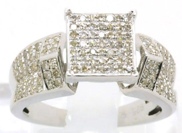 9855R Ring With Diamond