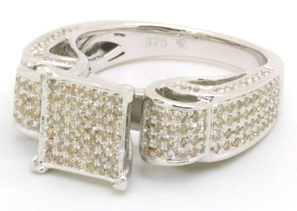9863R Ring With Diamond