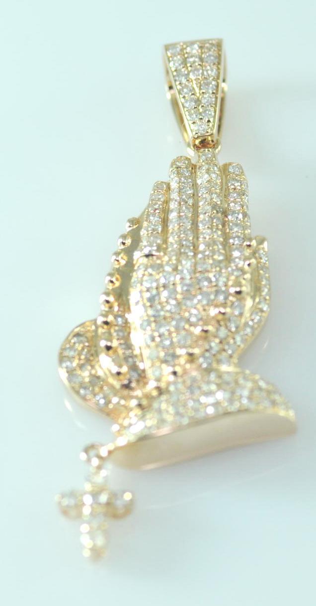 SD14192P Pendant With Diamond