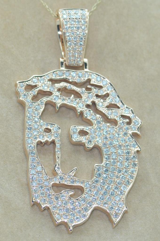 SD14290P-2 Pendant With Diamond