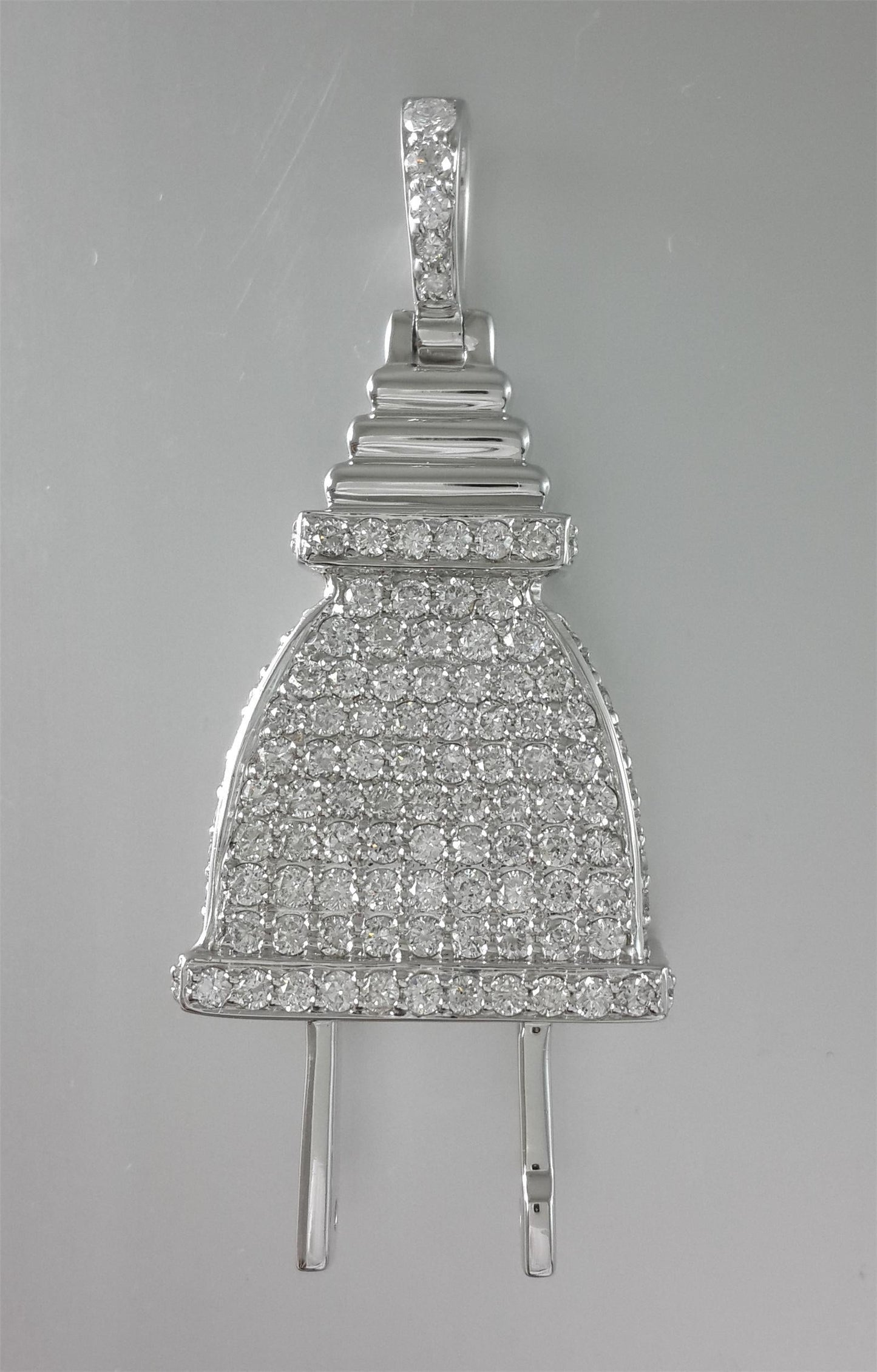SD14399P-1 Pendant With Diamond