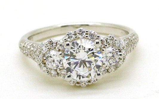 10220R Ring With Diamond