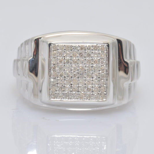 10892R Ring With Diamond