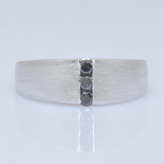 10895R Ring With Diamond