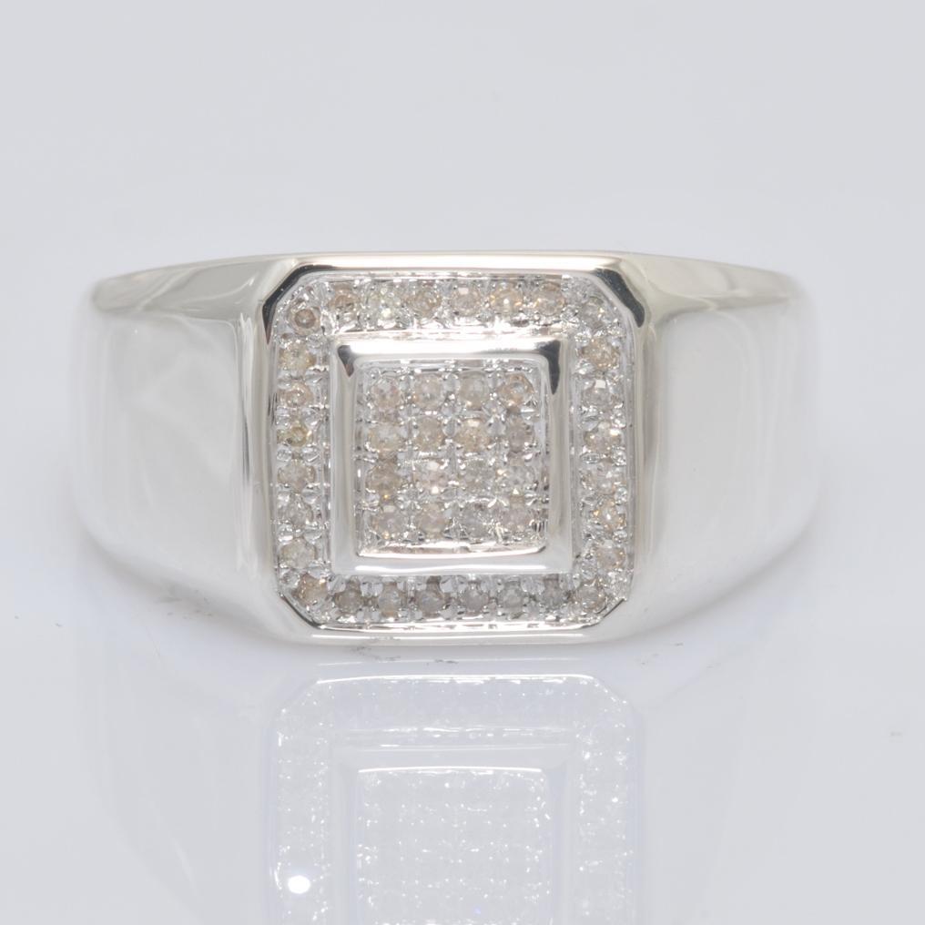 10990R Ring With Diamond
