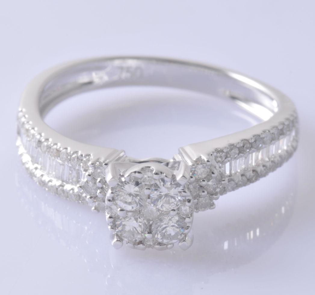 11384ER Ring With Diamond
