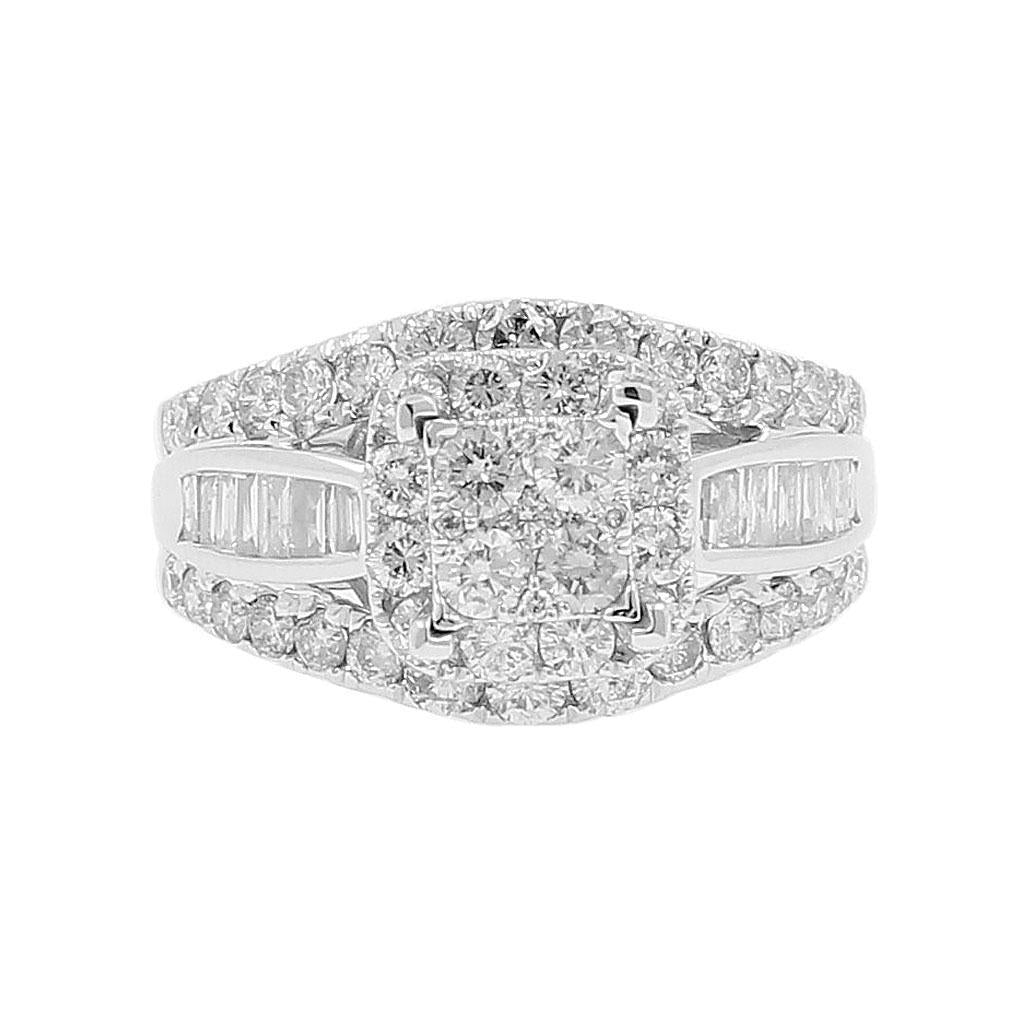 12154R Ring With Diamonds