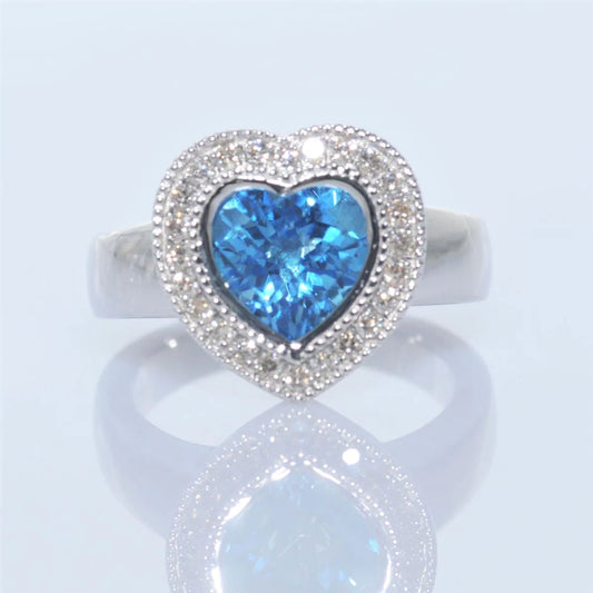 13647R Ring With Diamond