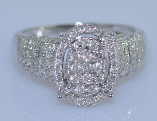 14099R Ring With Diamond