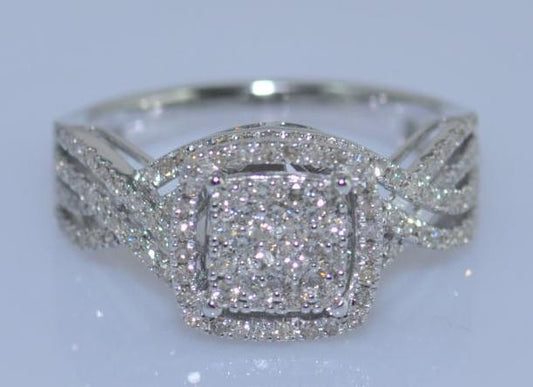 14106R Ring With Diamond