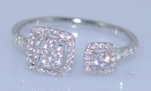 14140R Ring With Diamond