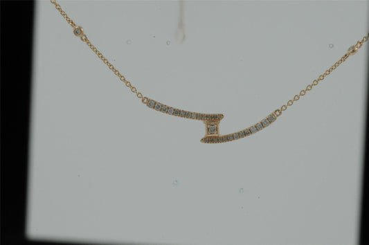 14689N Necklace With Diamond