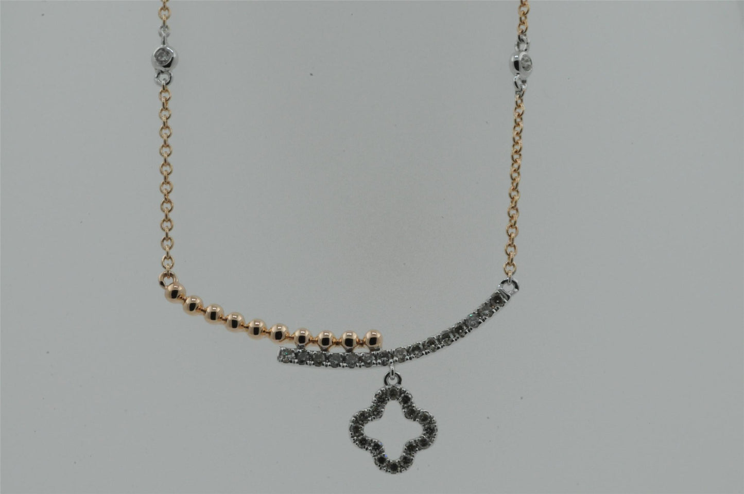 14690N Necklace With Diamond