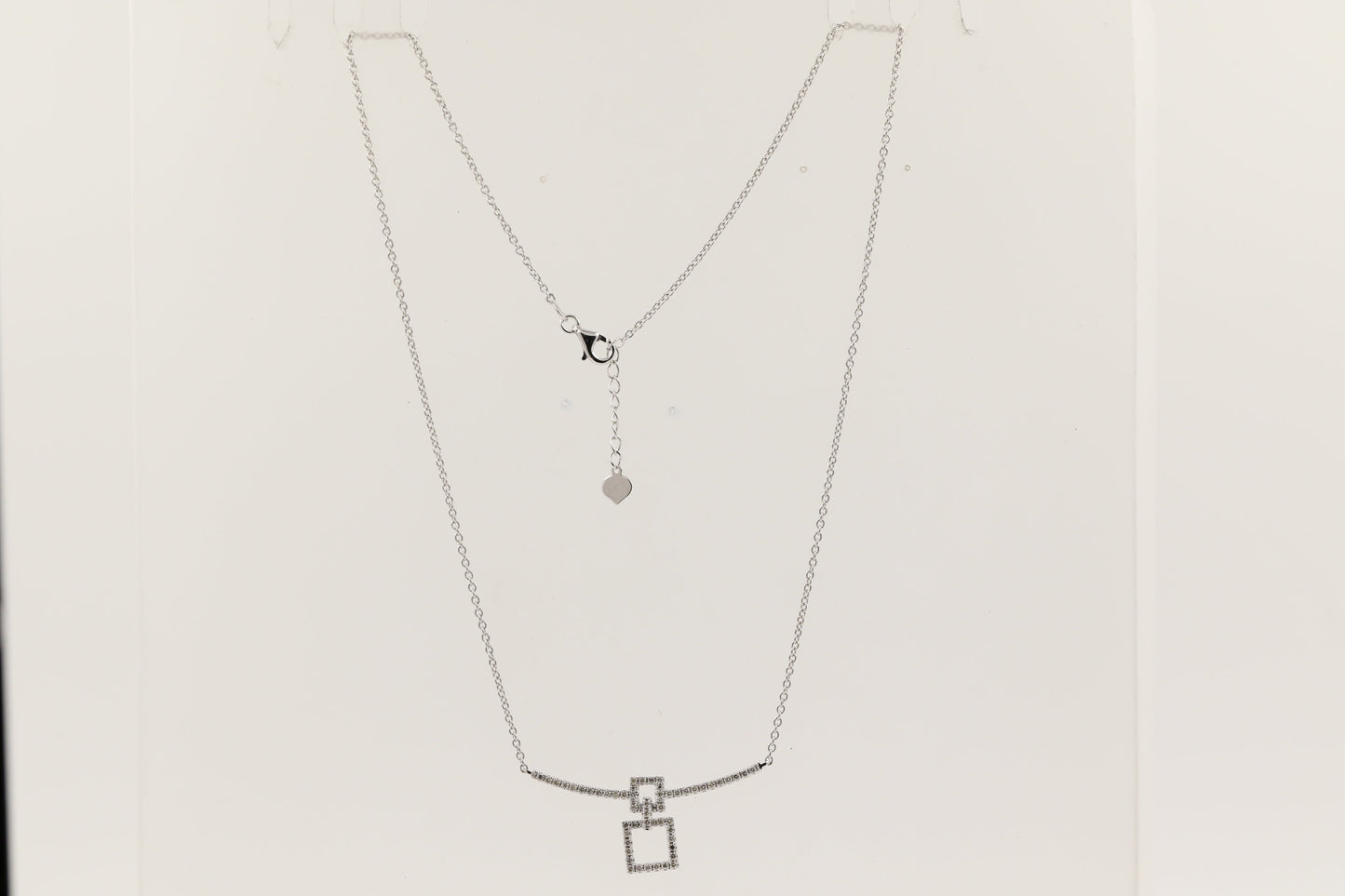 14917N Necklace With Diamond
