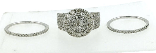 15027ER Ring With Diamond