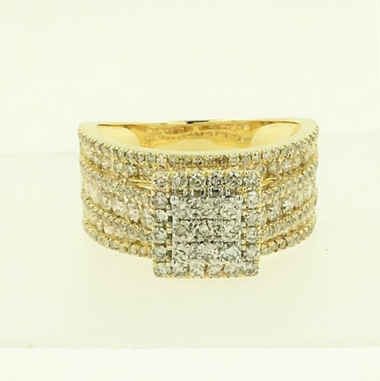 16039R Ring With Diamond