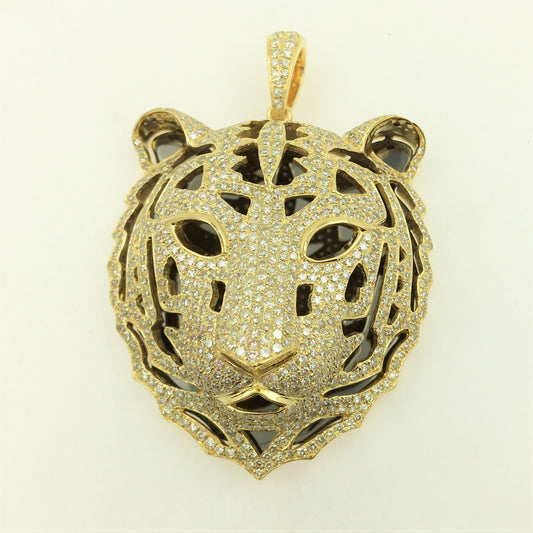 16045P Pendant With Diamond