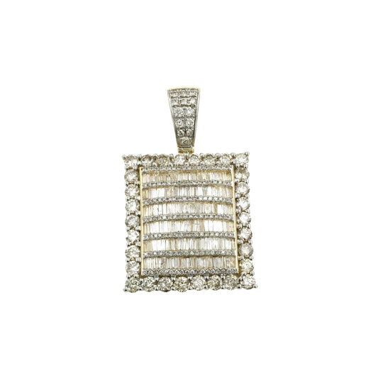 16156P Pendant With Diamond