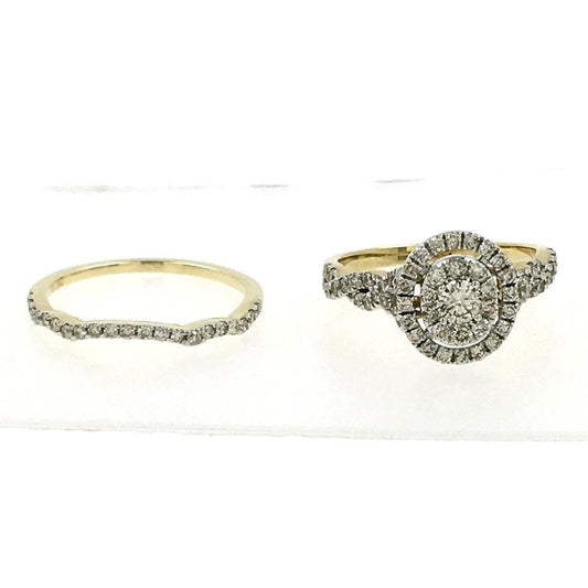 16186R  Ring With Diamonds