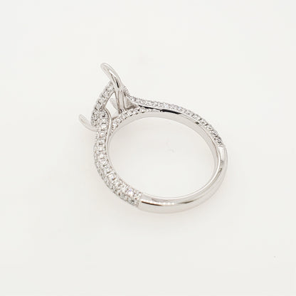 17471R Ring With Diamond