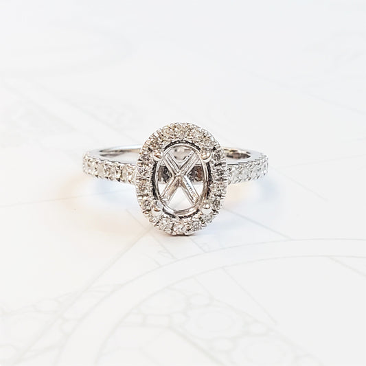 17521R Ring With Diamond