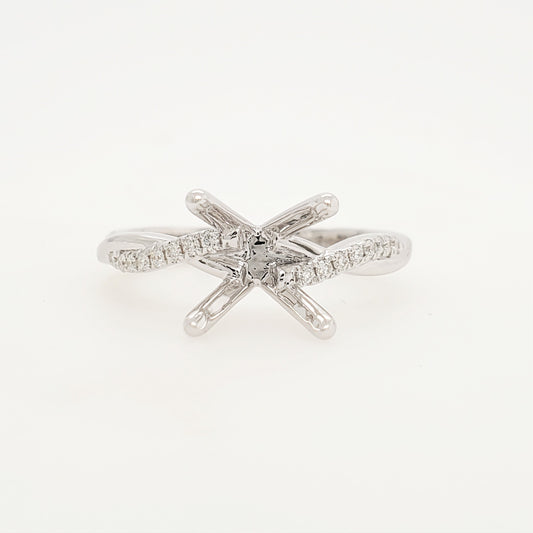 17588R Ring With Diamond