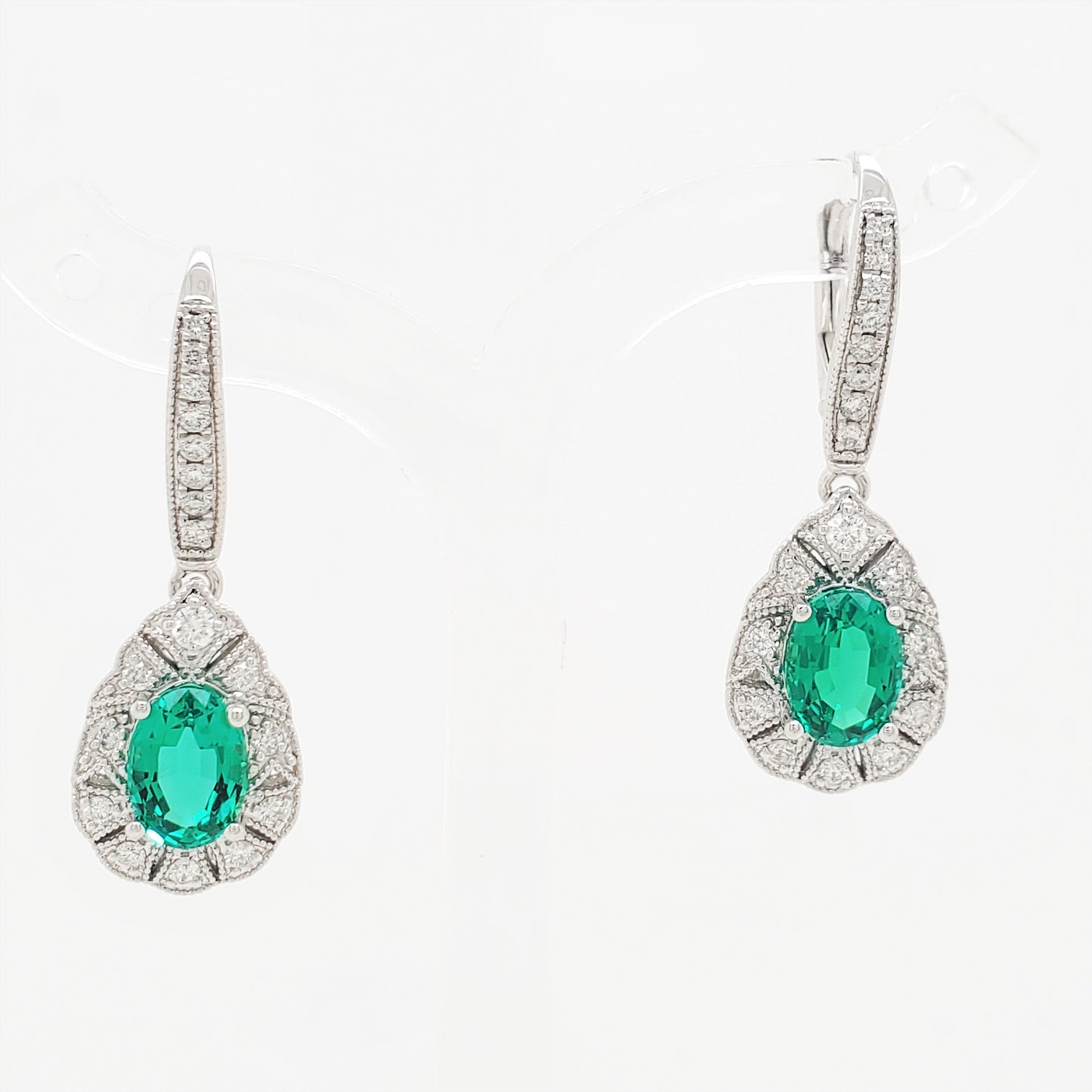 17638E-OV7X5 Earrings With Diamond & Gemstone
