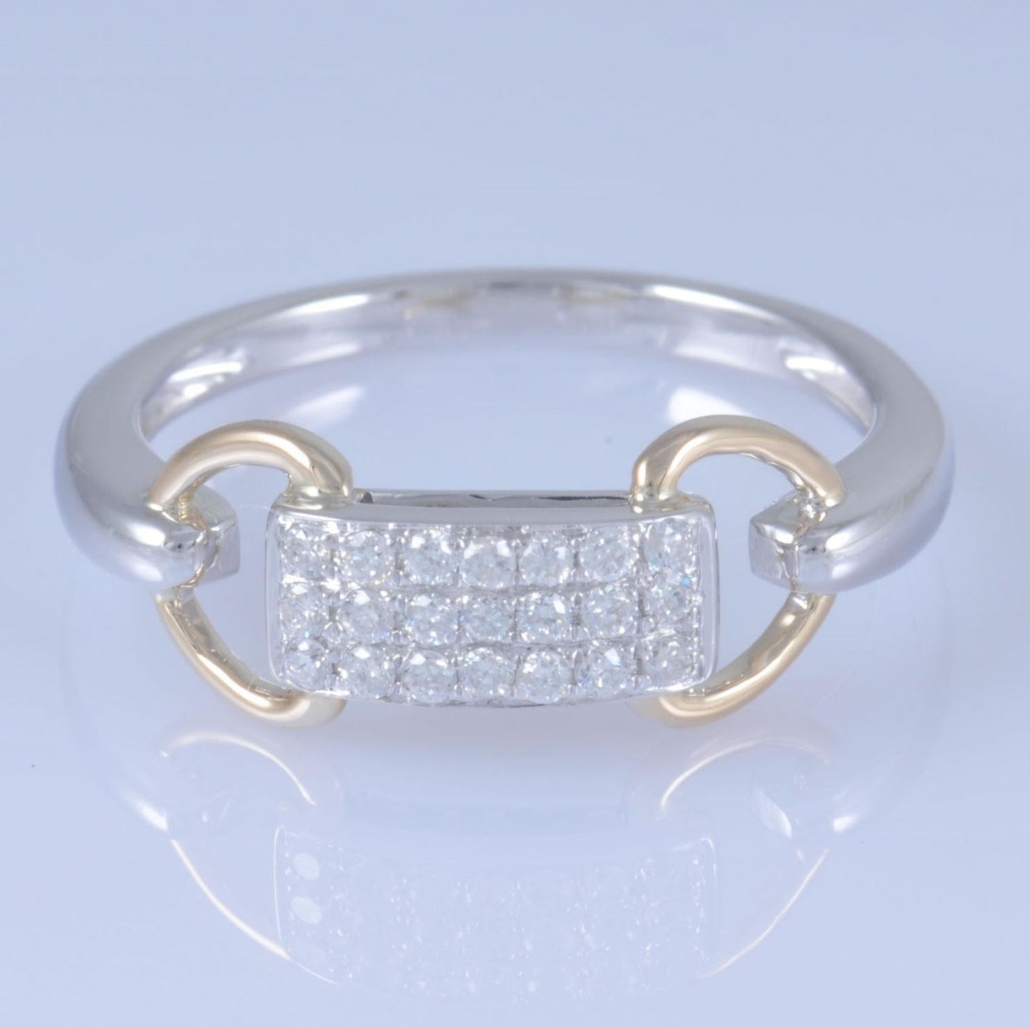 3096R Ring With Diamond