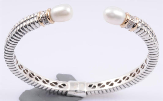 7268BG Bangle With Diamonds